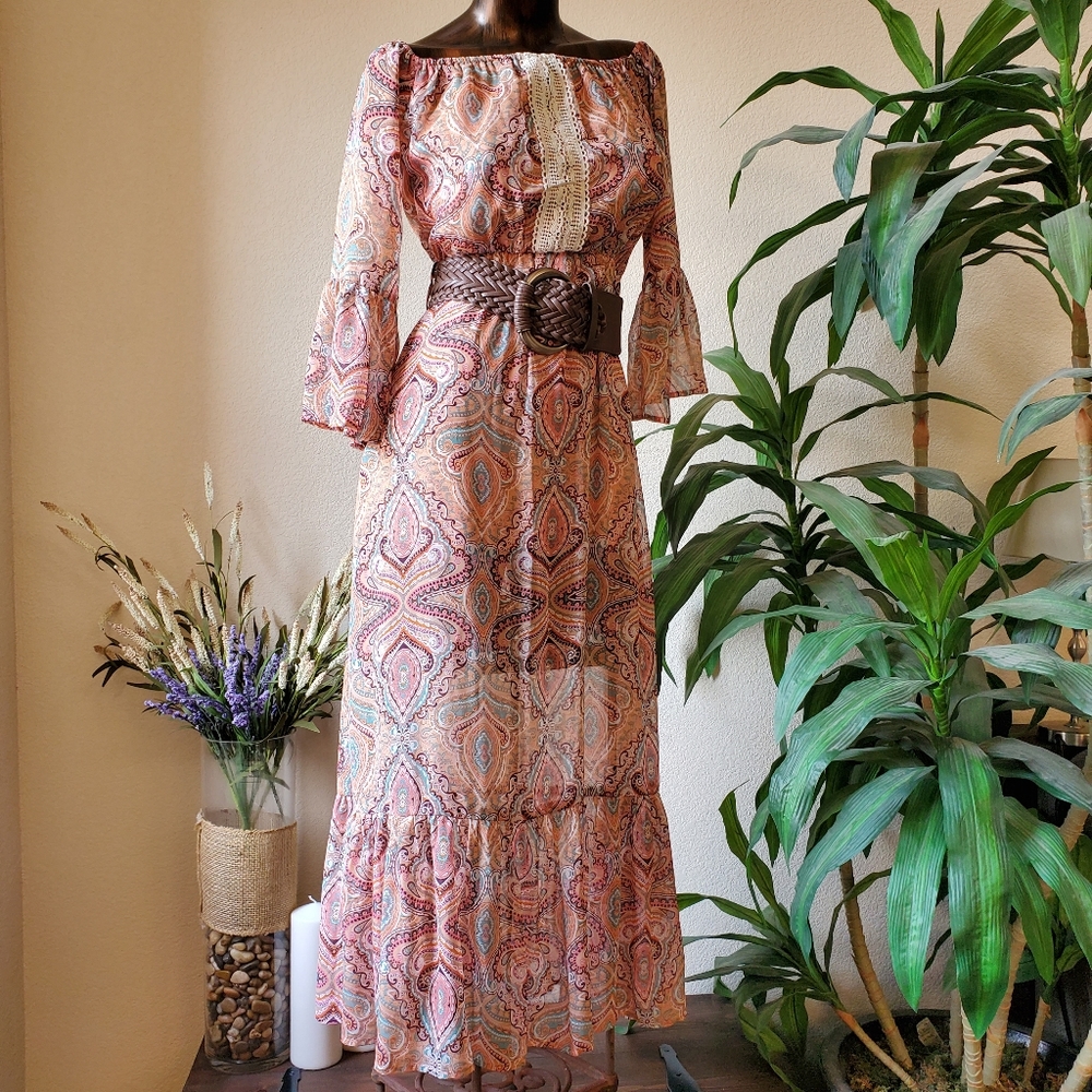 Miss Avenue. Size small. Multi color
